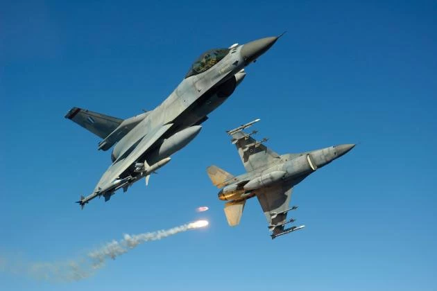 ΓΕΑ: Προχωράει η αναβάθμιση των F-16 – 2.766 τουρκικές παραβιάσεις σε εννέα μήνες
